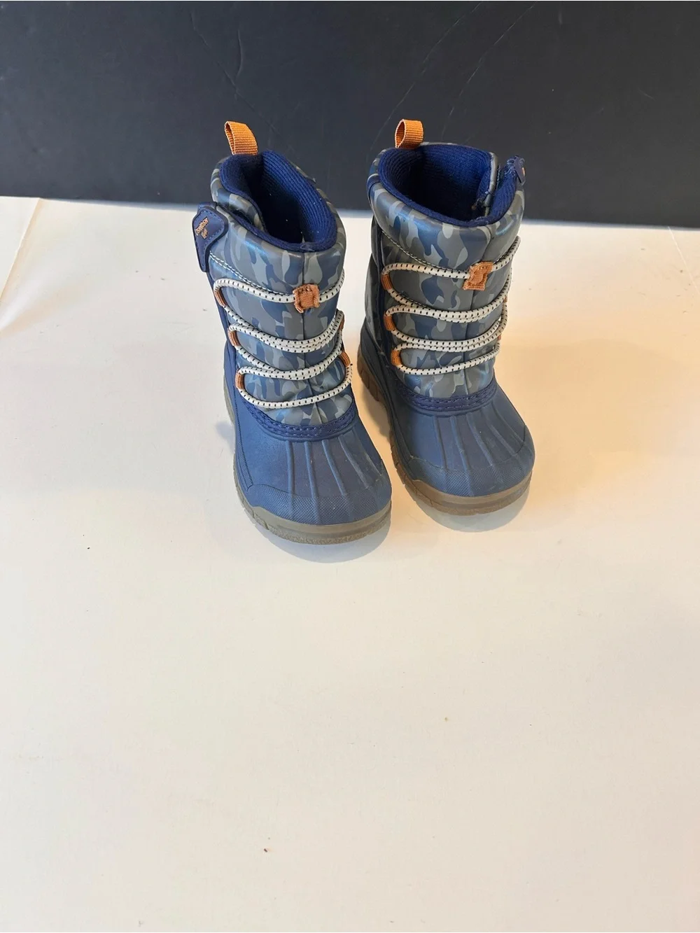 OshKosh Kids Size 5 Blue Camo Waterproof Winter Snow Boots